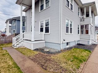 269 Baxter St APT 1, Pawtucket, RI 02861