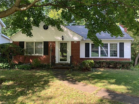2nd image of 569 Palisades Dr