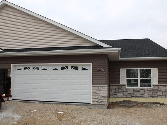 2nd image of 112 Four Seasons Ln #45