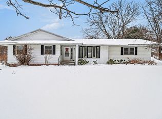 92 S Amber Rd, Scottville, MI 49454
