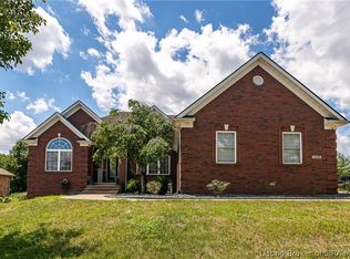 12106 Greenbriar Blvd, Sellersburg, IN 47172