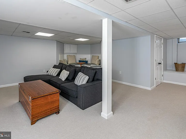 3 Maidstone Ct — Photo 31