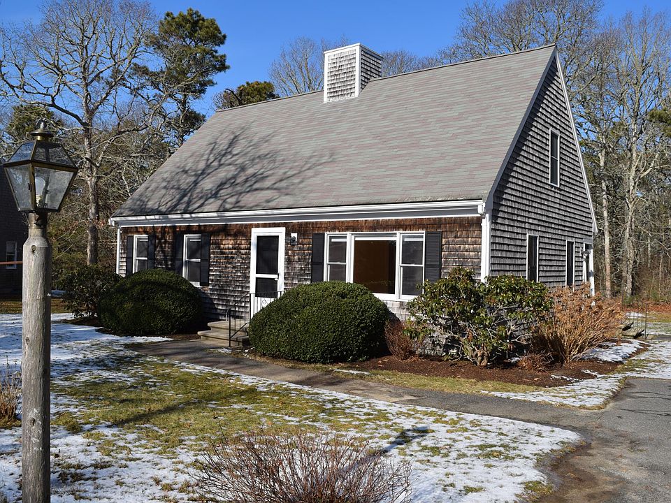 10 Chrisjobeth Circle