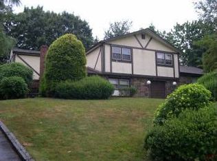 3795 Midvale Ln, Huntingdon Valley, PA 19006