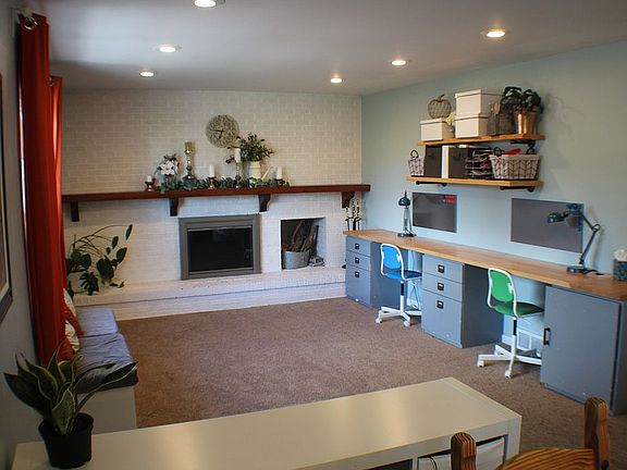 fireplace room