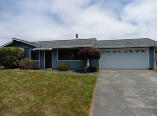 1483 Dorothy Ct, McKinleyville, CA 95519