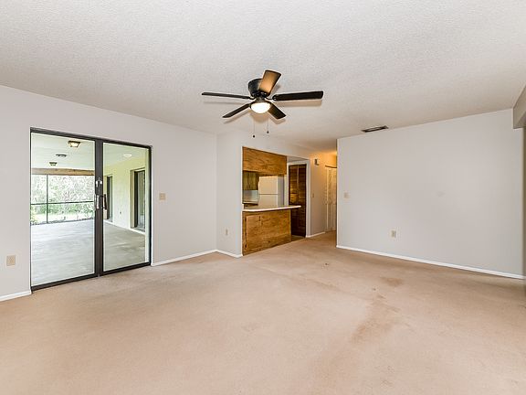 5th image of 8324 Brandeis Cir E