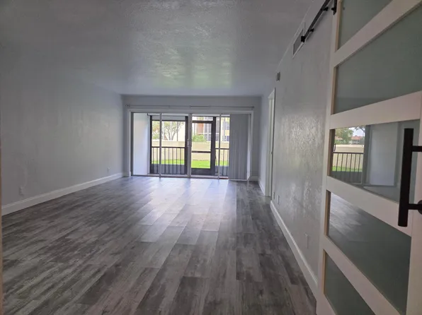 3905 N Nob Hill Road Apt 110, Sunrise, FL 33351