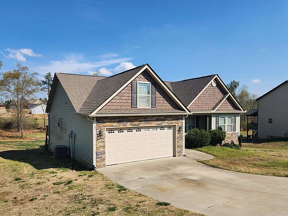 2nd image of 423 Camden Lee Ct