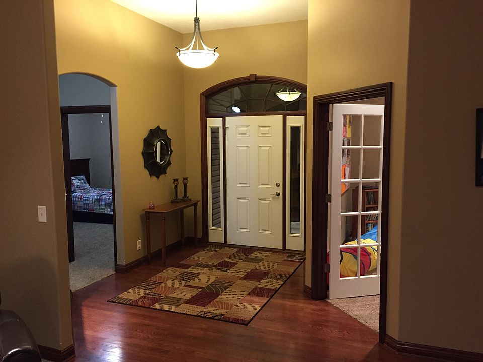 2nd image of 8020 Tropp Ridge Dr