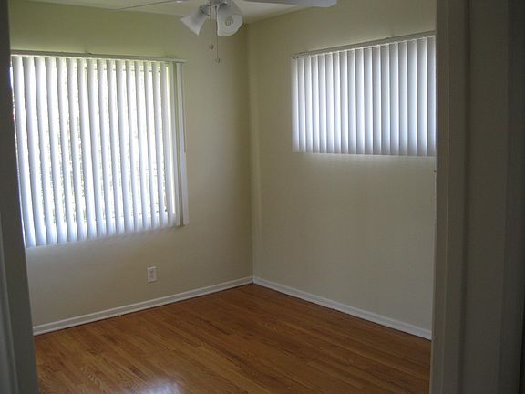 Bedroom, new blinds throughout