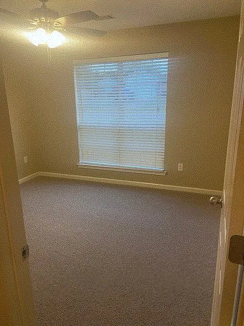 3 bed, 1192 sqft, $1,450 — Photo 4