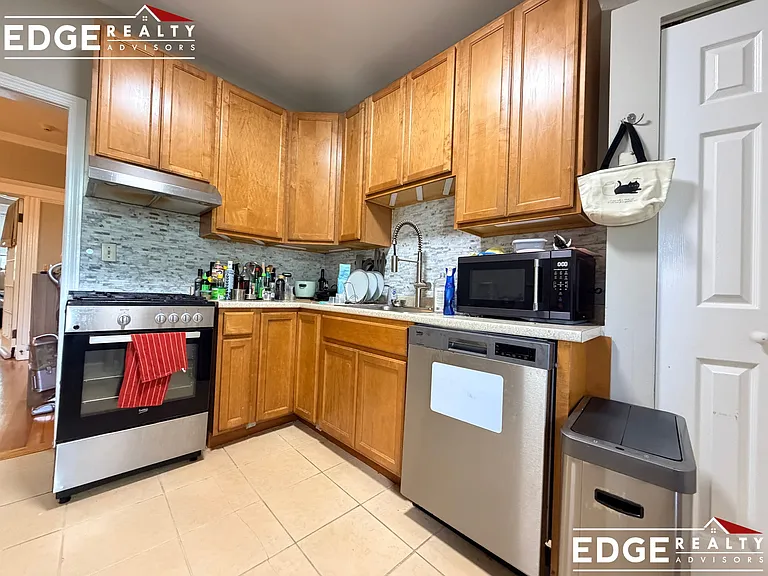10 Radcliffe Rd #5A — Photo 1