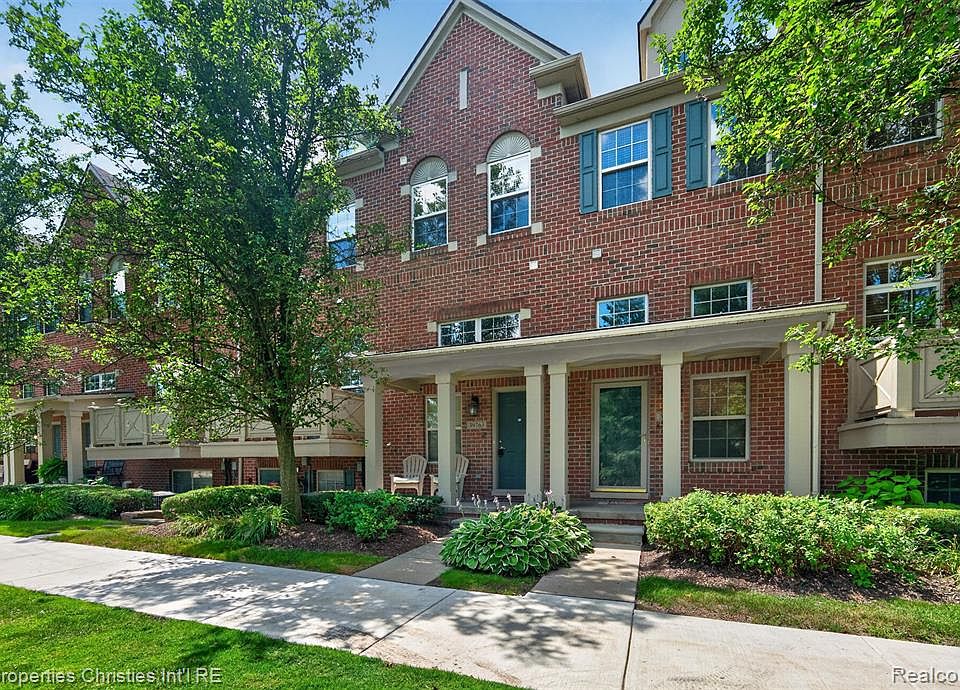 1st image of 39763 Rockcrest Cir