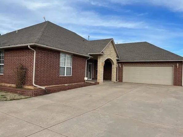 16201 N Harrah Rd, Luther, OK 73054