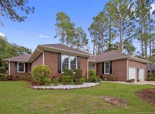 7764 Trappers Rd, Fayetteville, NC 28311