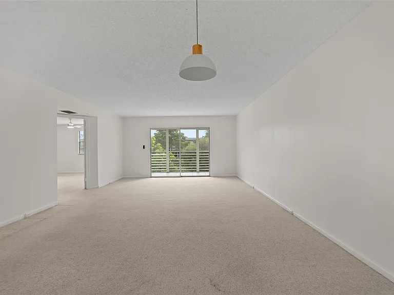 1801 Eleuthera Point #J3 — Photo 11