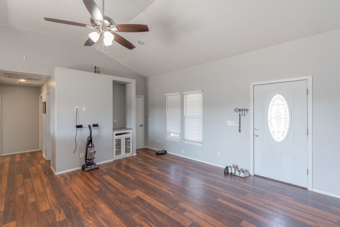 next background image