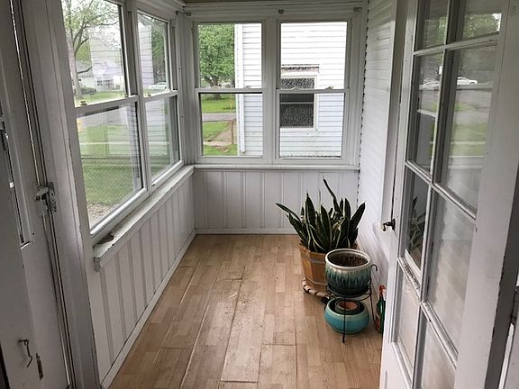 2nd image of 2105 N Ball Ave