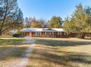 57 Donald Hale Rd, Lumberton, MS 39455