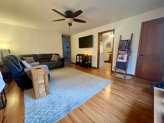 4th image of 709 Theodore St