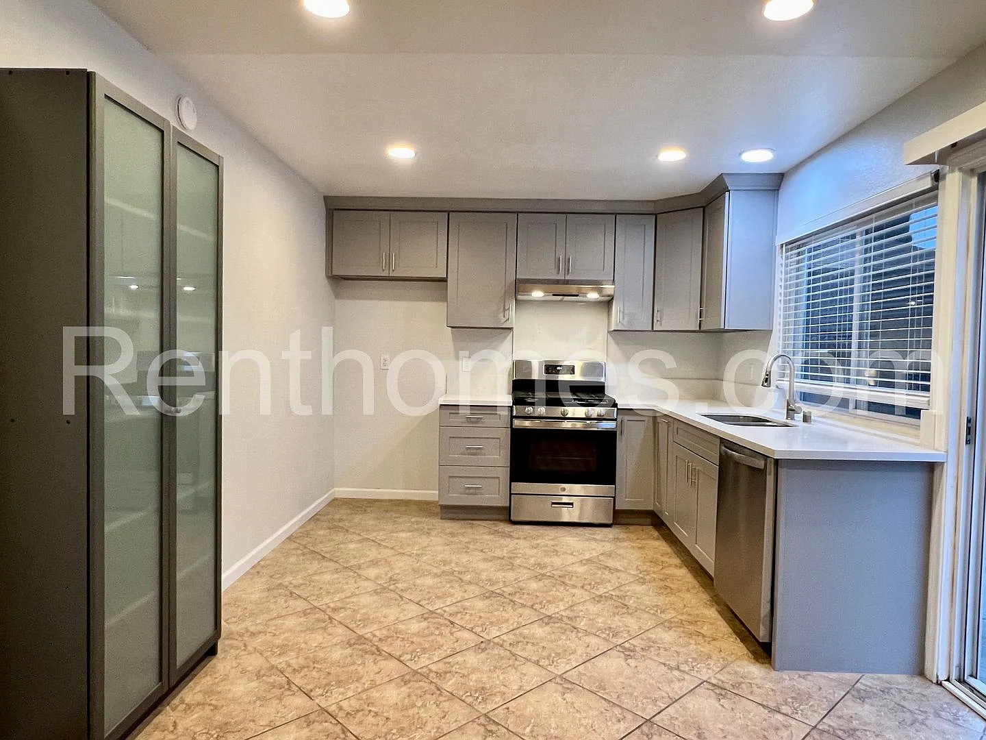 Mira Mesa, 10455 Glenellen Ave, LVP & Ceramic Tile Floors, Quartz Counters, 2 Car Garage with Ope... — Photo 3