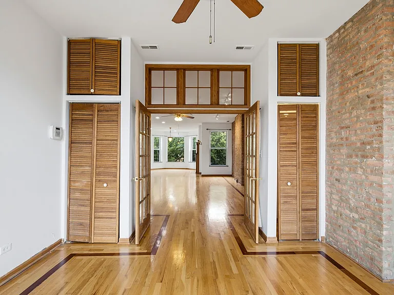 4943 S Washington Park Ct #2 — Photo 8