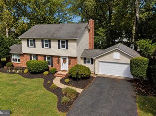 12 Willow Spring Dr, Edgewater, MD 21037