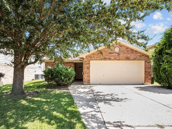 8014 Blackcherry Ln, Baytown, TX 77523