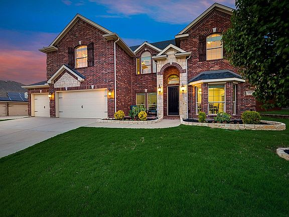 3rd image of 1317 Senita Cactus St