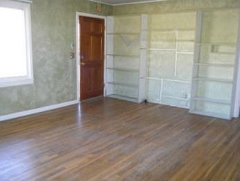4th image of 411 Avenue G