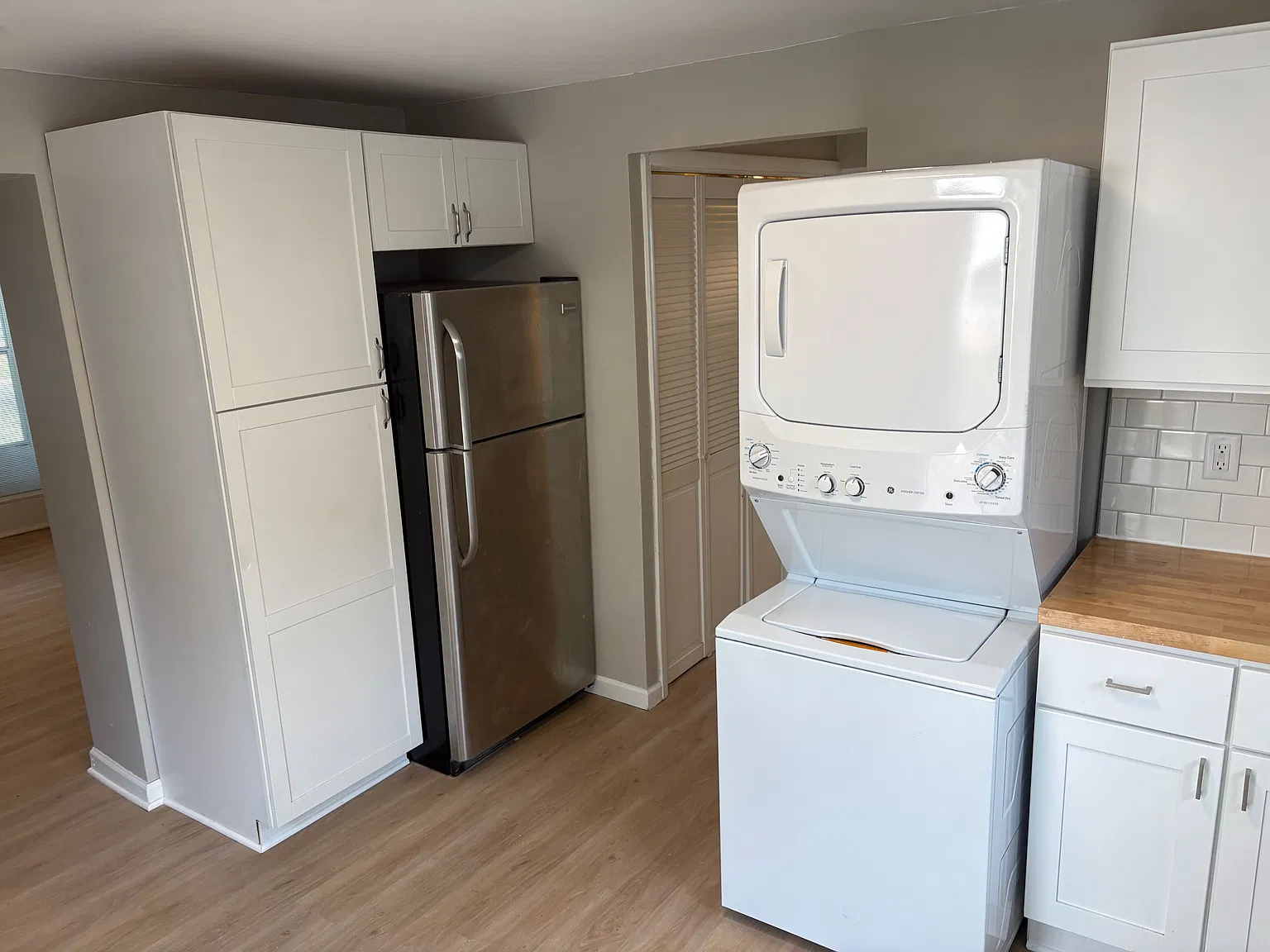 2 bed, 1.0 bath, 784 sqft, $1,300 — Photo 2