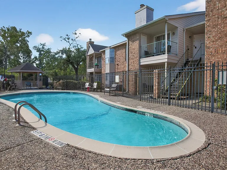 3770 Lovers Wood Ln #610 — Photo 32