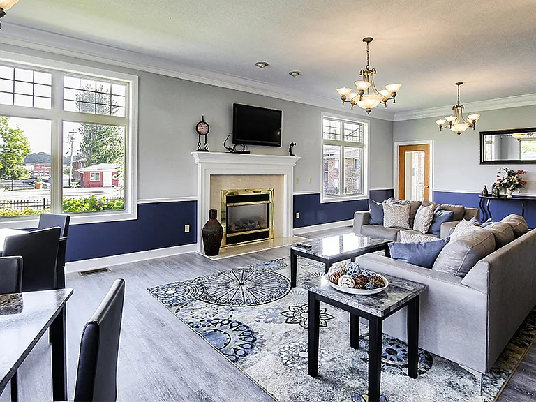 Knollwood Manor Apartment Homes — Photo 15