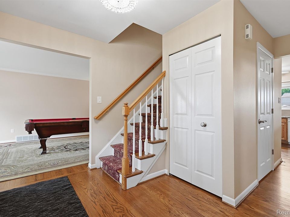15338 Susanna Cir, photo 6
