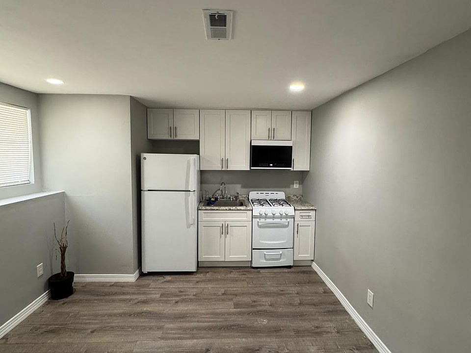 1st image of 145 Morehouse Dr #1