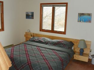 291 Cedar Dr, Long Pond, PA