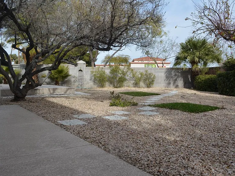 Sun Rose Ave — Photo 25
