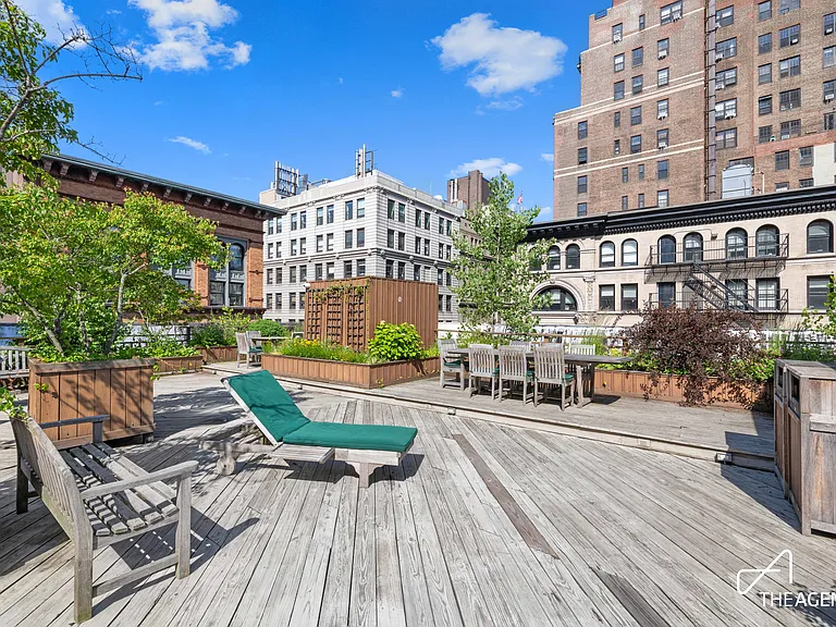 23 Waverly Pl #2D — Photo 6