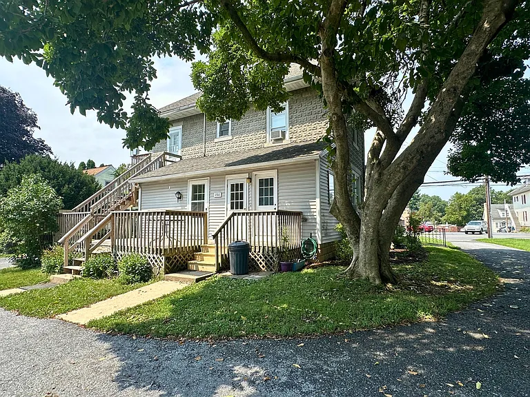 288 W Main St — Photo 26