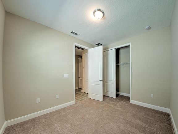 5th image of 498 Broomsedge Cir