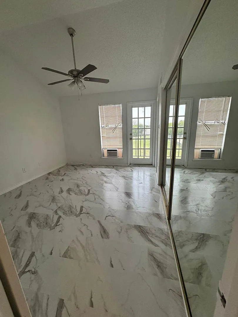 6108 Abrams Rd Apt C- 326 — Photo 2