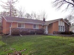 2235 W Brantwood Ave, Glendale, WI 53209