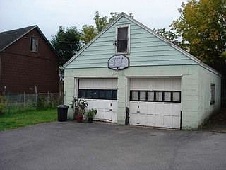 2nd image of 704 Blandina St