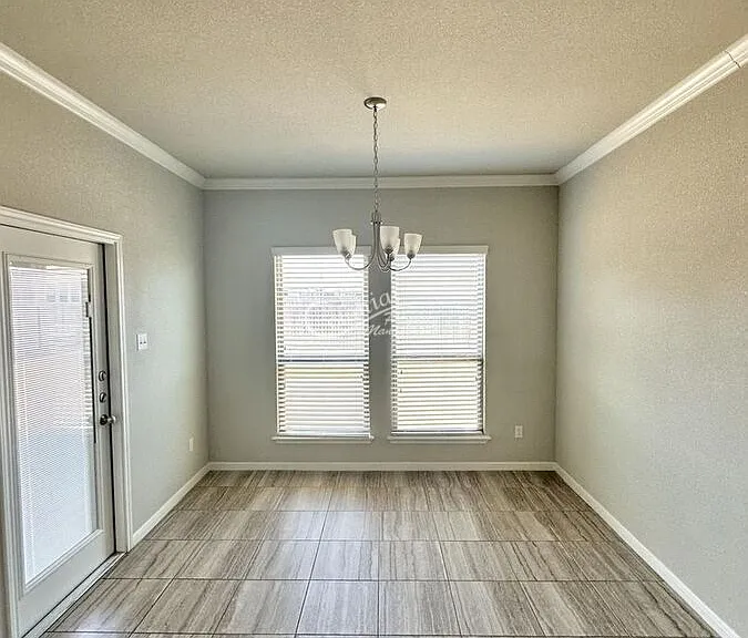 6008 Worthing Dr — Photo 5