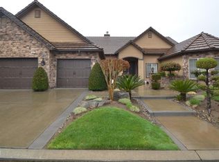 10659 N Inverary Ln, Fresno, CA