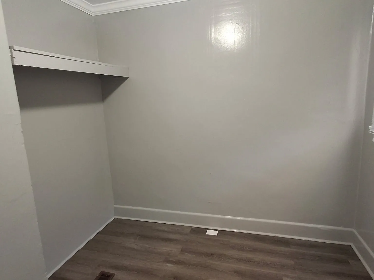 3 bed, 1300 sqft, $2,200 — Photo 4