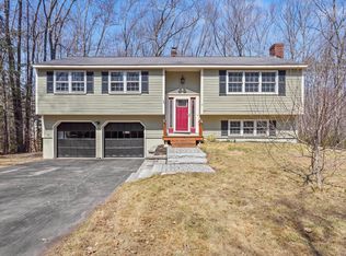 2 Birchcroff Lane, Saco, ME 04072