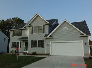 41 Crystal Springs Ln, East Amherst, NY 14051