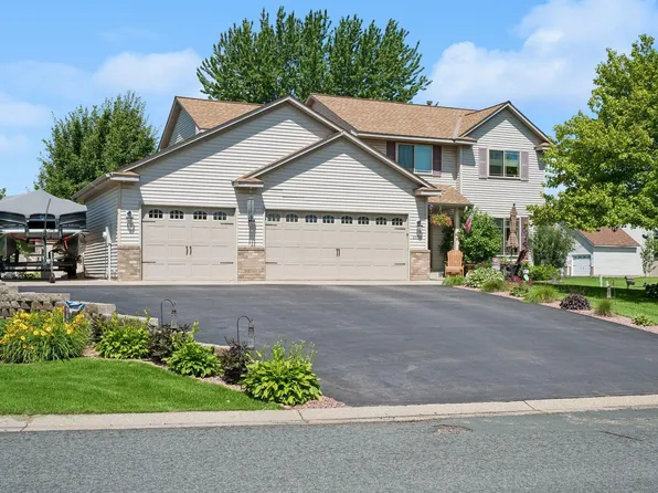 21071 Hyacinth Ave, Lakeville, MN 55044
